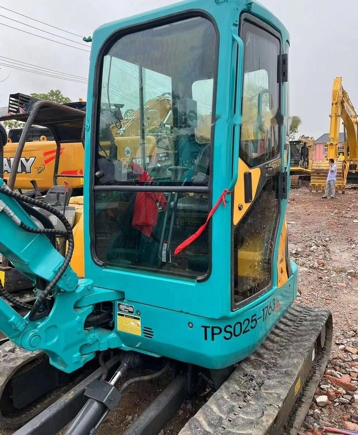 Kubota KX135 - Minigrävmaskin: bild 1 Kubota KX135 - Minigrävmaskin: bild 1