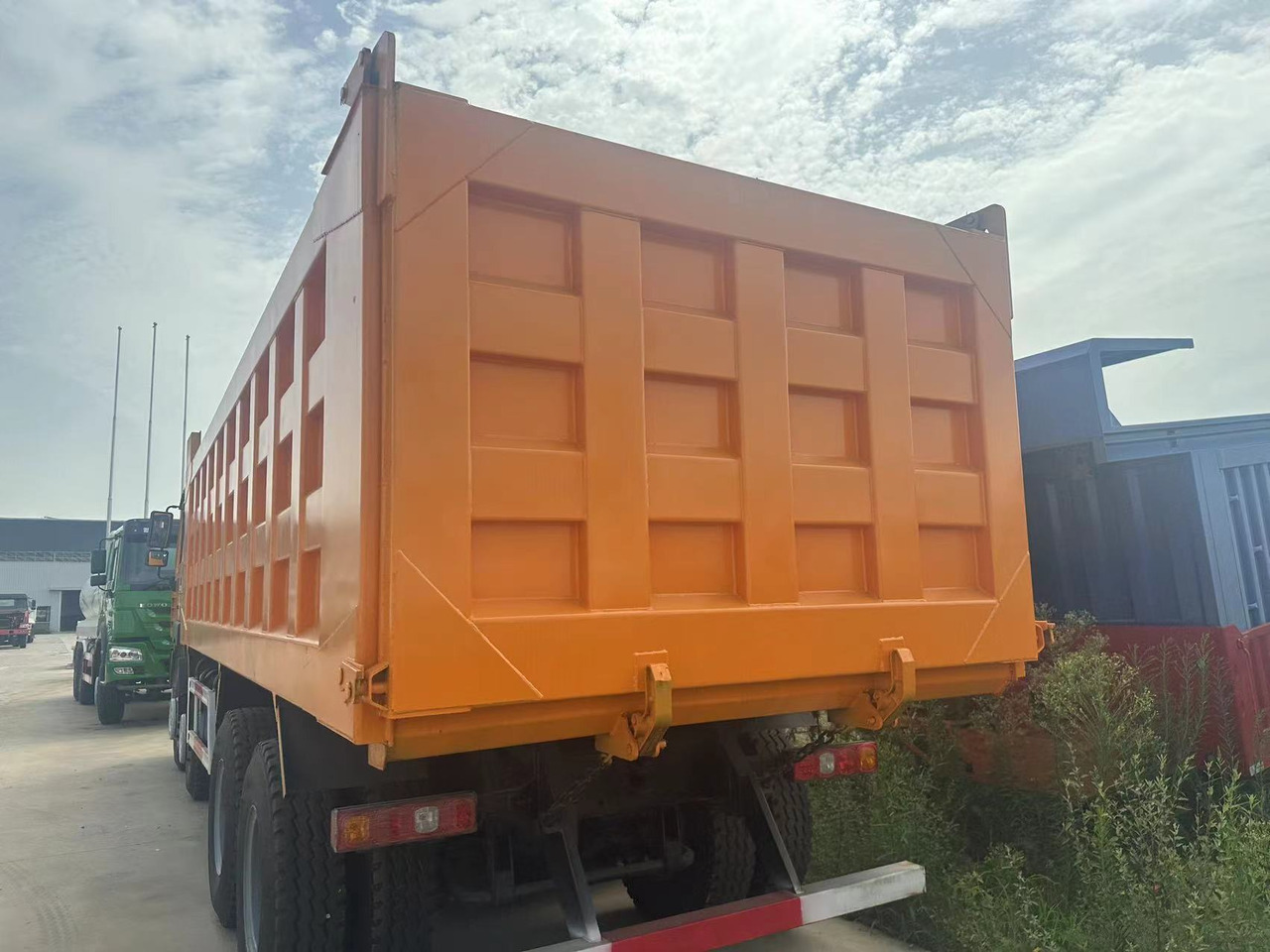 Shacman F3000 8x4 - Tippbil lastbil: bild 5 Shacman F3000 8x4 - Tippbil lastbil: bild 5