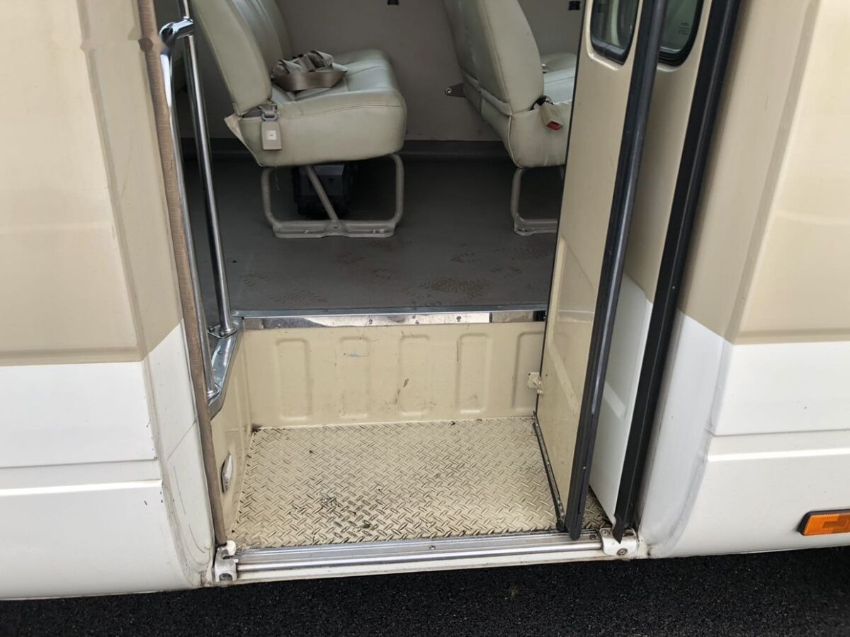 Toyota Coaster - Stadsbuss: bild 4 Toyota Coaster - Stadsbuss: bild 4