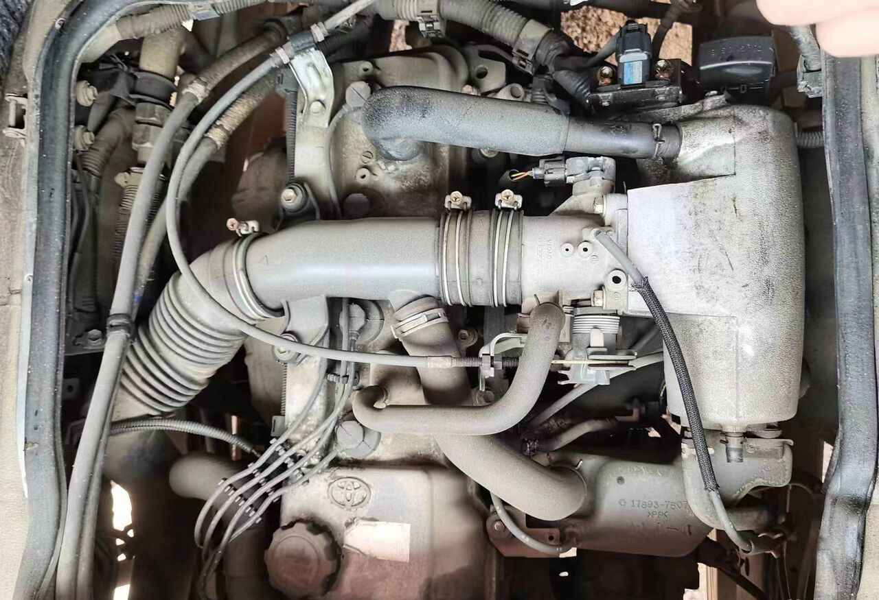 Toyota Coaster - Stadsbuss: bild 5 Toyota Coaster - Stadsbuss: bild 5