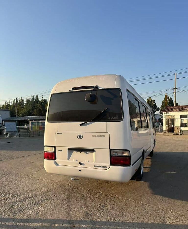 Toyota Coaster - Förortsbuss: bild 1 Toyota Coaster - Förortsbuss: bild 1