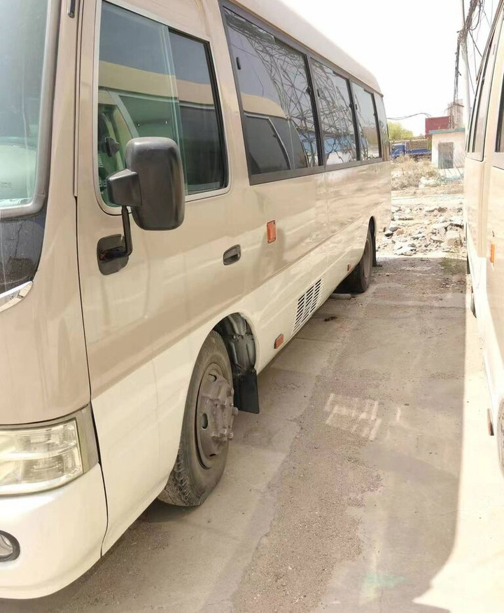 Toyota Coaster - Stadsbuss: bild 2 Toyota Coaster - Stadsbuss: bild 2