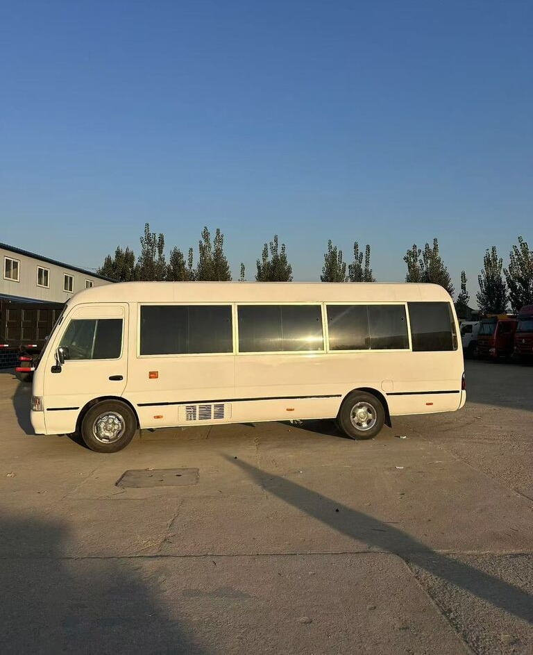 Toyota Coaster - Förortsbuss: bild 4 Toyota Coaster - Förortsbuss: bild 4