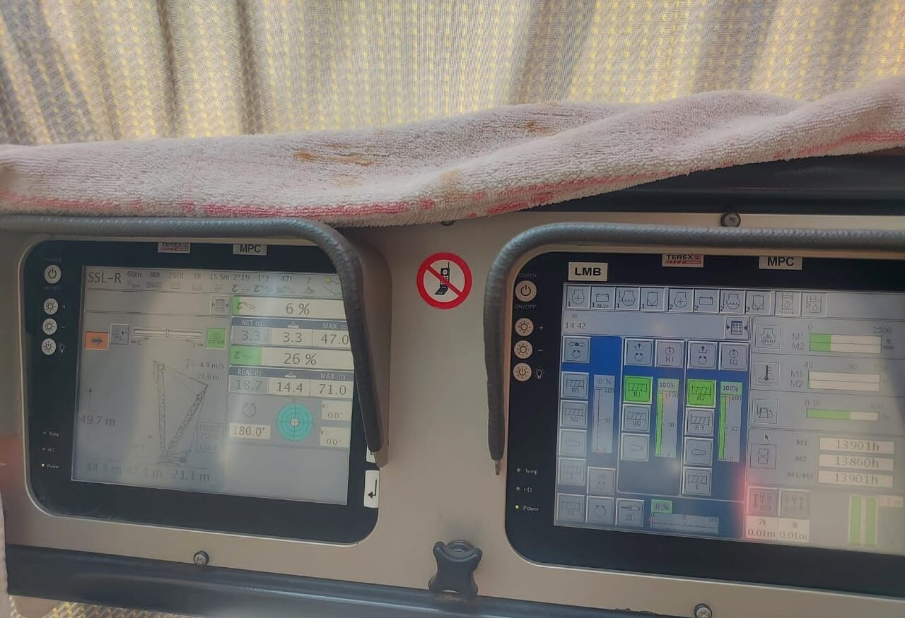 Terex Demag CC6800 - Bandgående kran: bild 4 Terex Demag CC6800 - Bandgående kran: bild 4