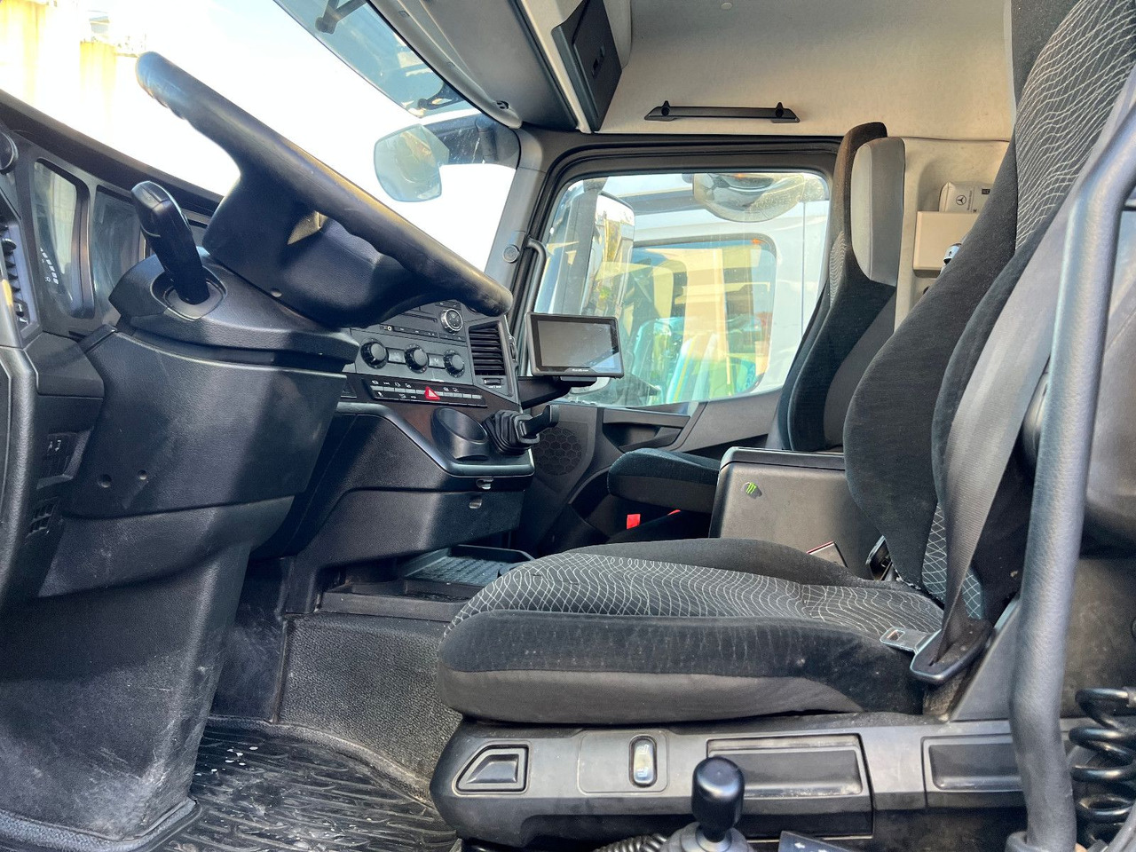 Mercedes-Benz 1843 2x vorhanden - Dragbil: bild 4 Mercedes-Benz 1843 2x vorhanden - Dragbil: bild 4