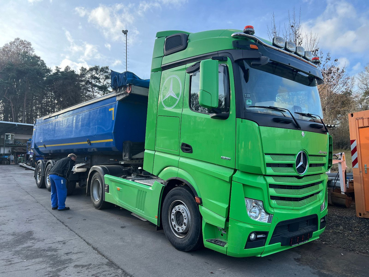 Mercedes-Benz 1851 - Dragbil: bild 1 Mercedes-Benz 1851 - Dragbil: bild 1