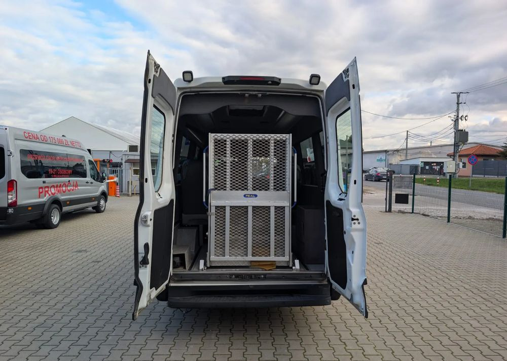 Iveco Daily - Minibuss, Persontransport: bild 5 Iveco Daily - Minibuss, Persontransport: bild 5