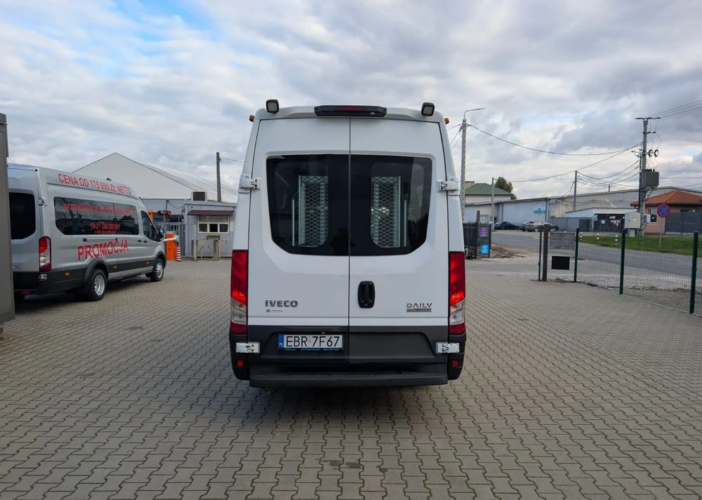 Iveco Daily - Minibuss, Persontransport: bild 4 Iveco Daily - Minibuss, Persontransport: bild 4