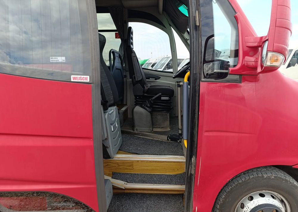 Minibuss, Persontransport Iveco Sunrise: bild 9