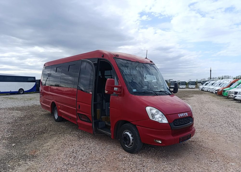 Iveco Sunrise - Minibuss, Persontransport: bild 1 Iveco Sunrise - Minibuss, Persontransport: bild 1