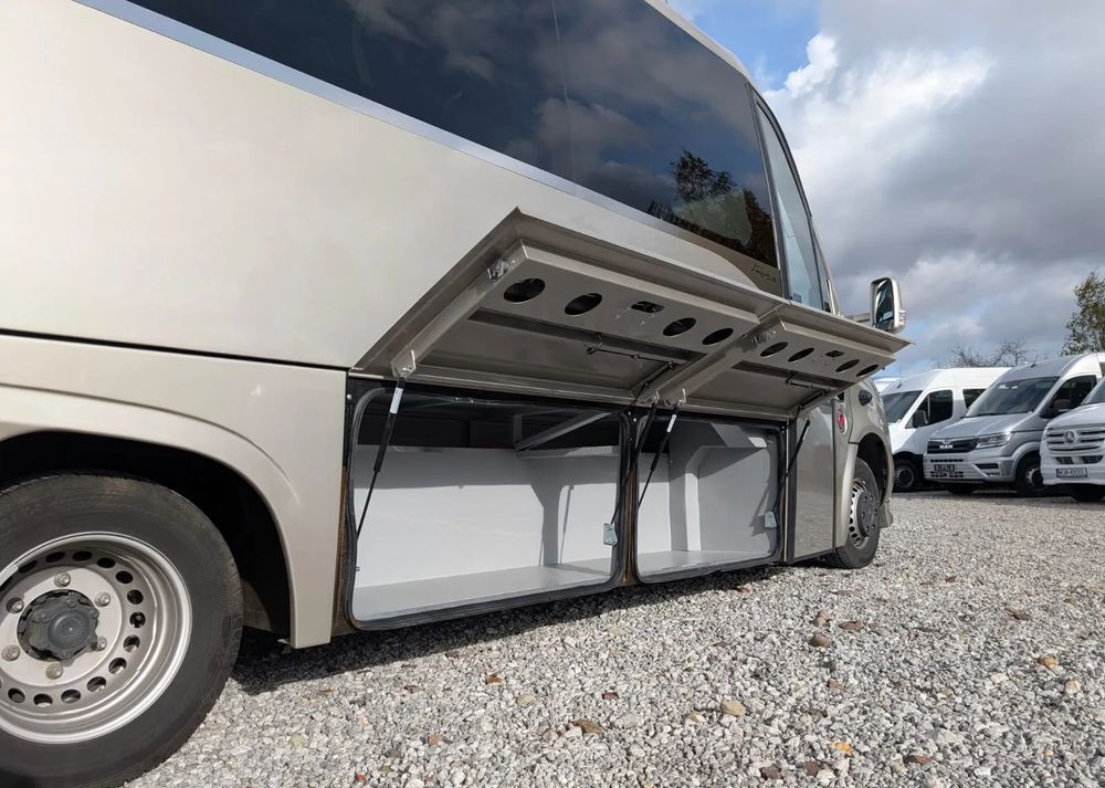 Mercedes-Benz Sprinter 519 - Minibuss, Persontransport: bild 4 Mercedes-Benz Sprinter 519 - Minibuss, Persontransport: bild 4