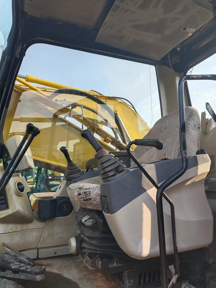 CATERPILLAR 325C - Bandgrävare: bild 4 CATERPILLAR 325C - Bandgrävare: bild 4