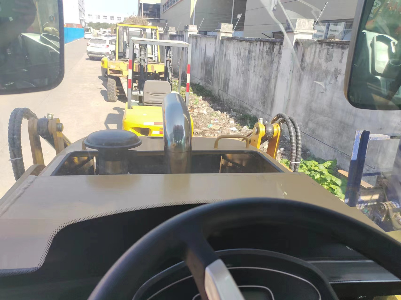 CATERPILLAR 420F - Grävlastare: bild 4 CATERPILLAR 420F - Grävlastare: bild 4