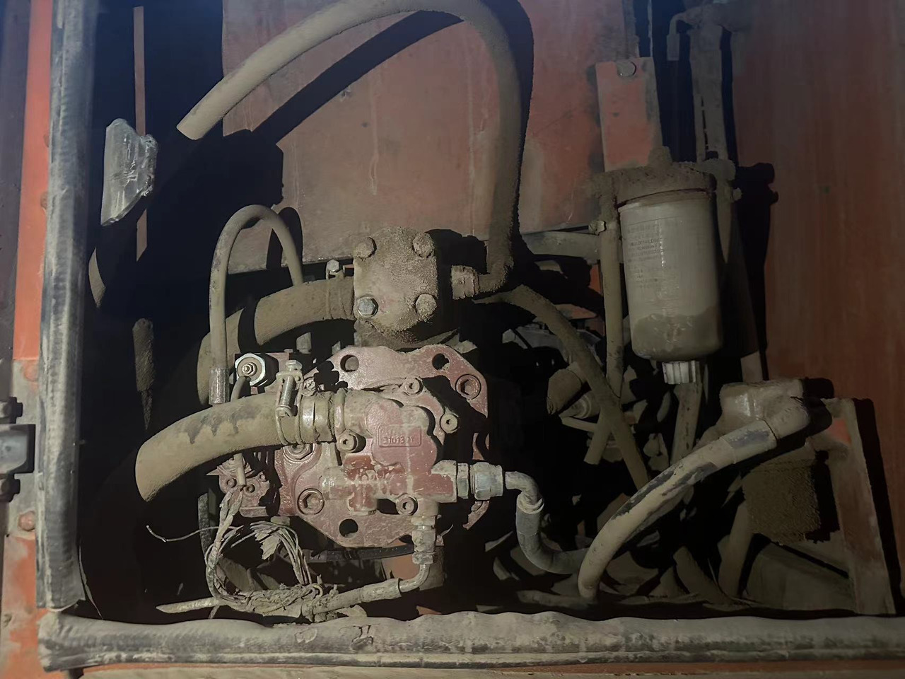 Grävmaskin på däck DOOSAN DH150W-7: bild 7