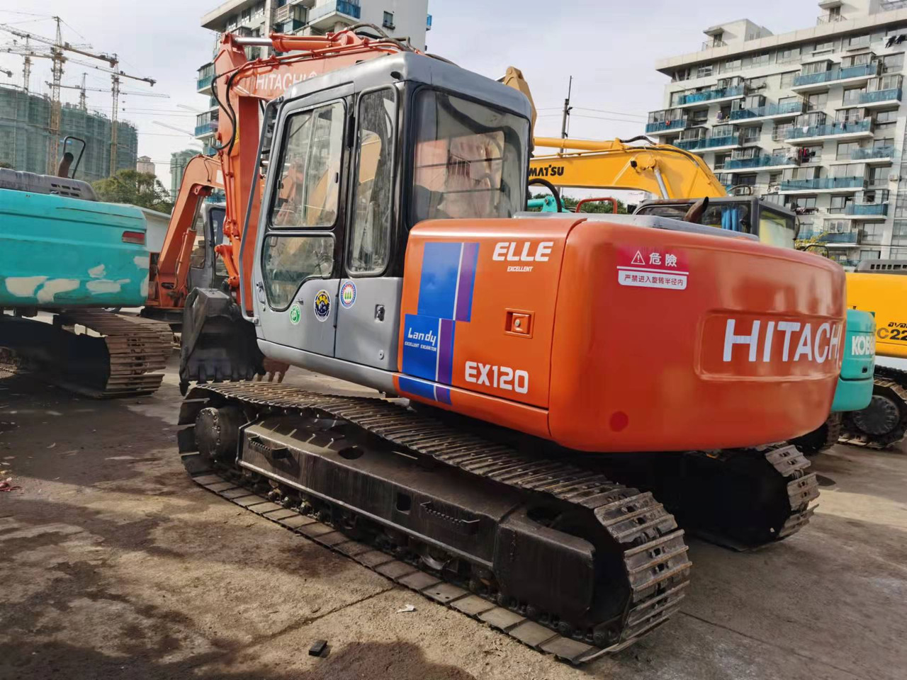 Bandgrävare HITACHI EX120-2: bild 7 Bandgrävare HITACHI EX120-2: bild 7