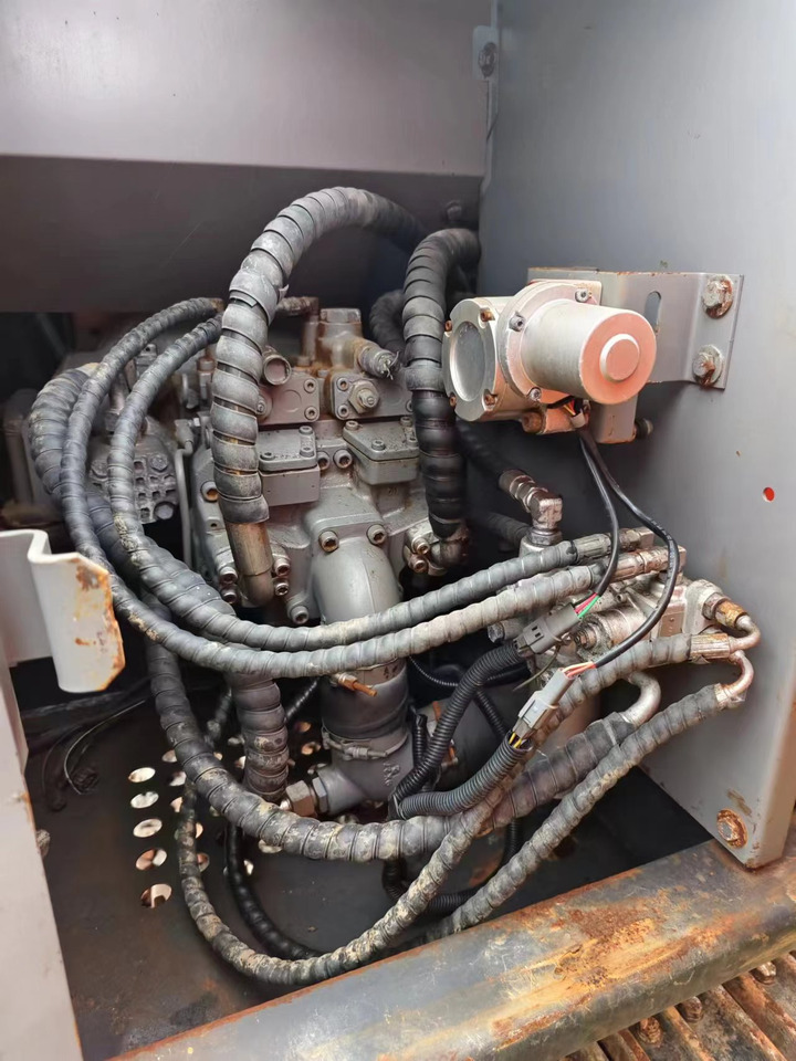 Bandgrävare HITACHI EX120-5: bild 6 Bandgrävare HITACHI EX120-5: bild 6