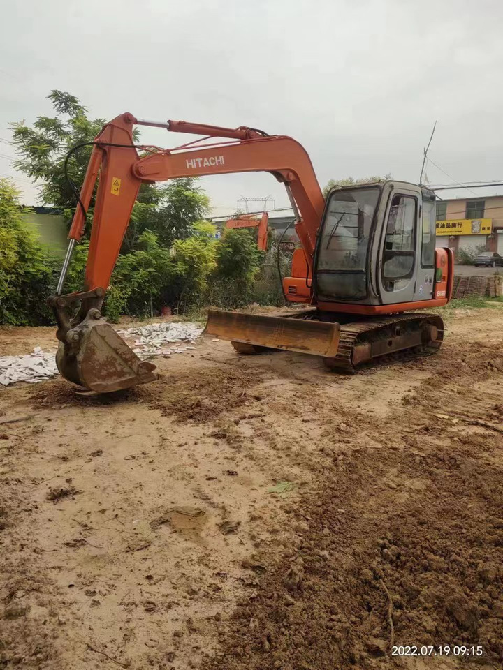 HITACHI EX60-5 - Minigrävmaskin: bild 1 HITACHI EX60-5 - Minigrävmaskin: bild 1