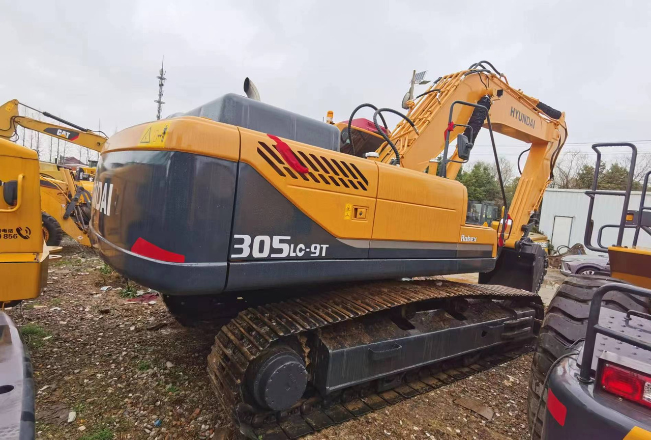 HYUNDAI 305LC-9T 220LC-9S - Bandgrävare: bild 3 HYUNDAI 305LC-9T 220LC-9S - Bandgrävare: bild 3