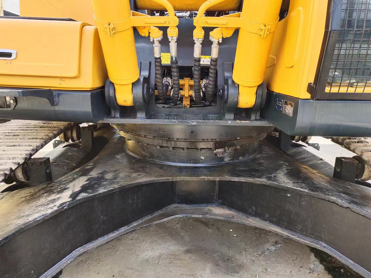 HYUNDAI R385LC-9T R305 R220 - Bandgrävare: bild 3 HYUNDAI R385LC-9T R305 R220 - Bandgrävare: bild 3