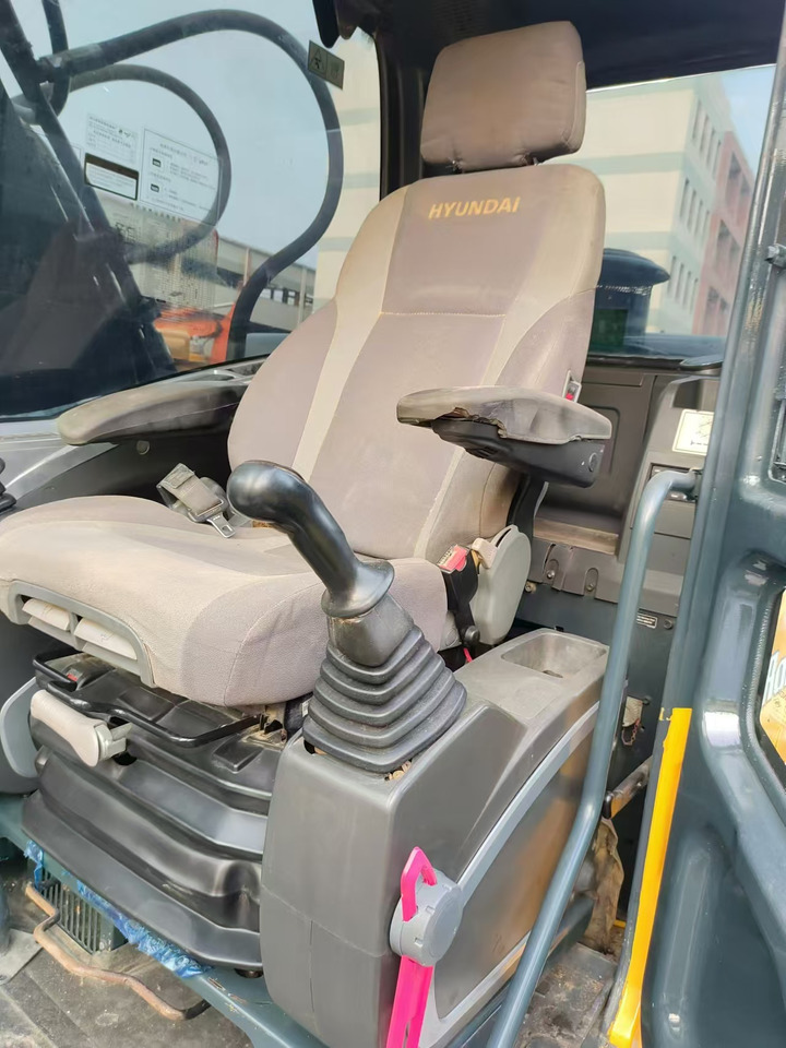 Hyundai R220LC-9T - Bandgrävare: bild 3 Hyundai R220LC-9T - Bandgrävare: bild 3