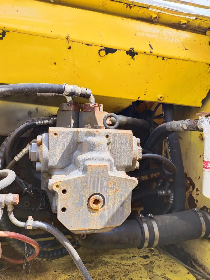 KOMATSU PC200-7 - Bandgrävare: bild 5 KOMATSU PC200-7 - Bandgrävare: bild 5