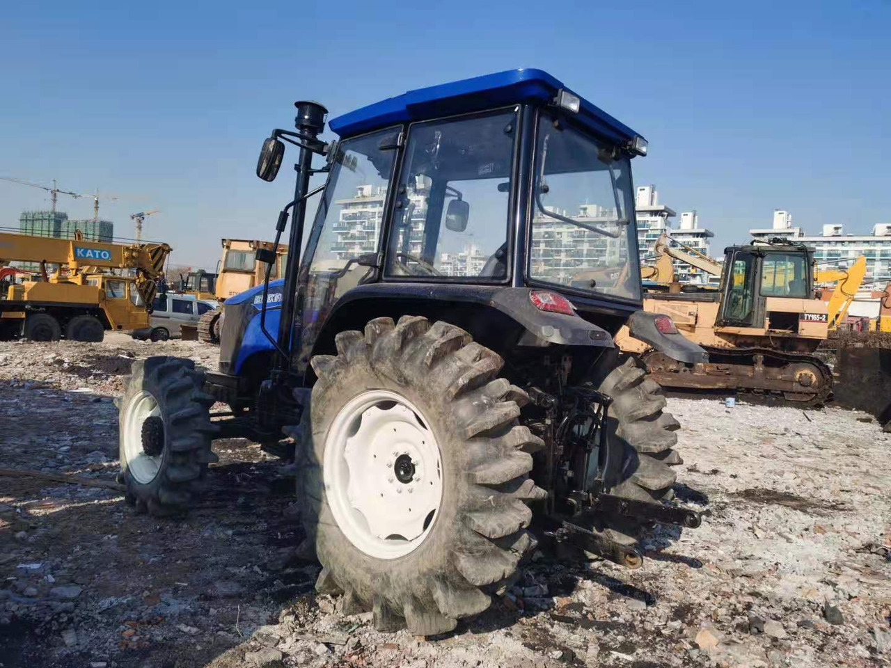 LOVOL M1104 - Traktor: bild 2 LOVOL M1104 - Traktor: bild 2