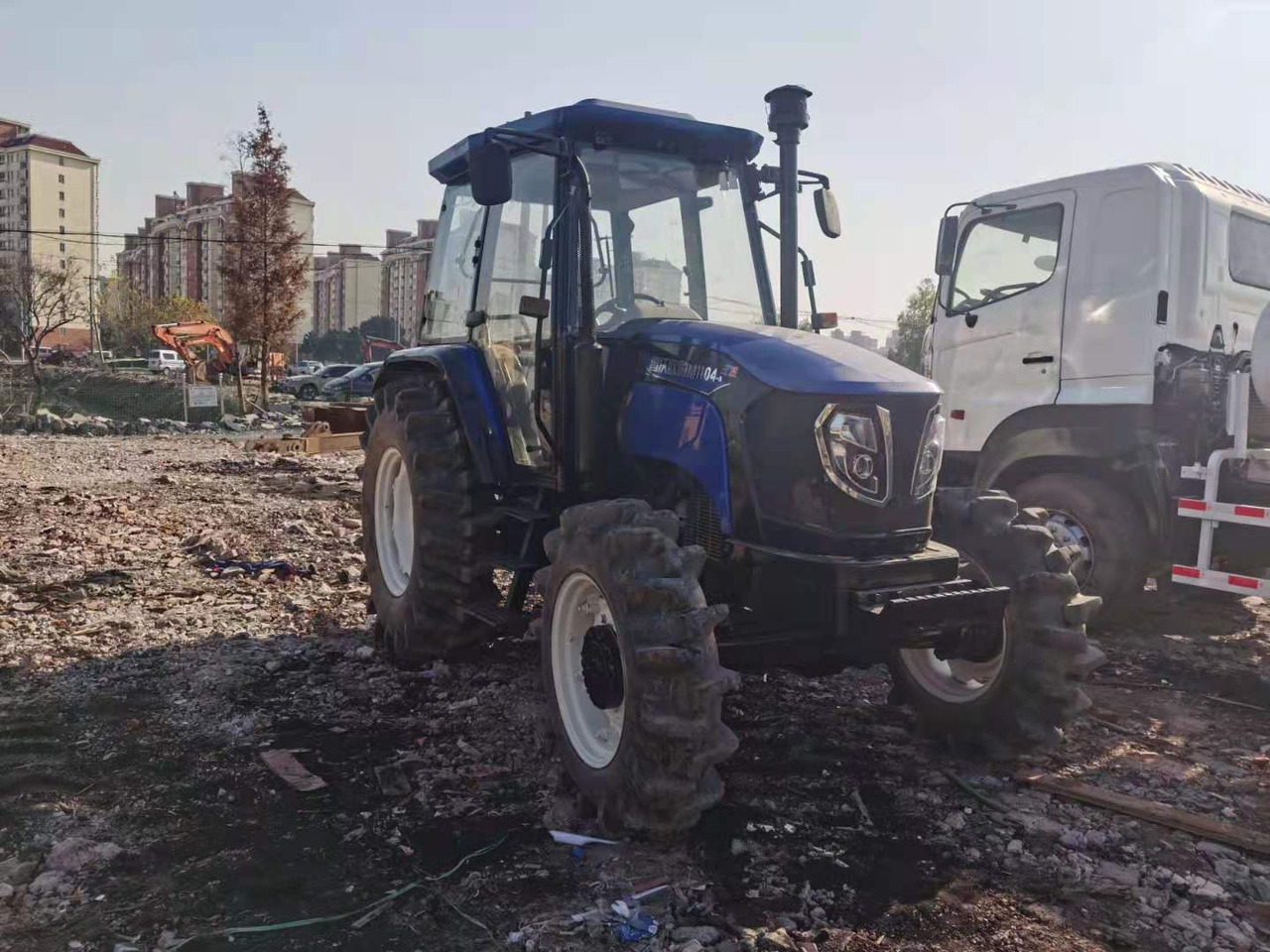 LOVOL M1104 - Traktor: bild 3 LOVOL M1104 - Traktor: bild 3