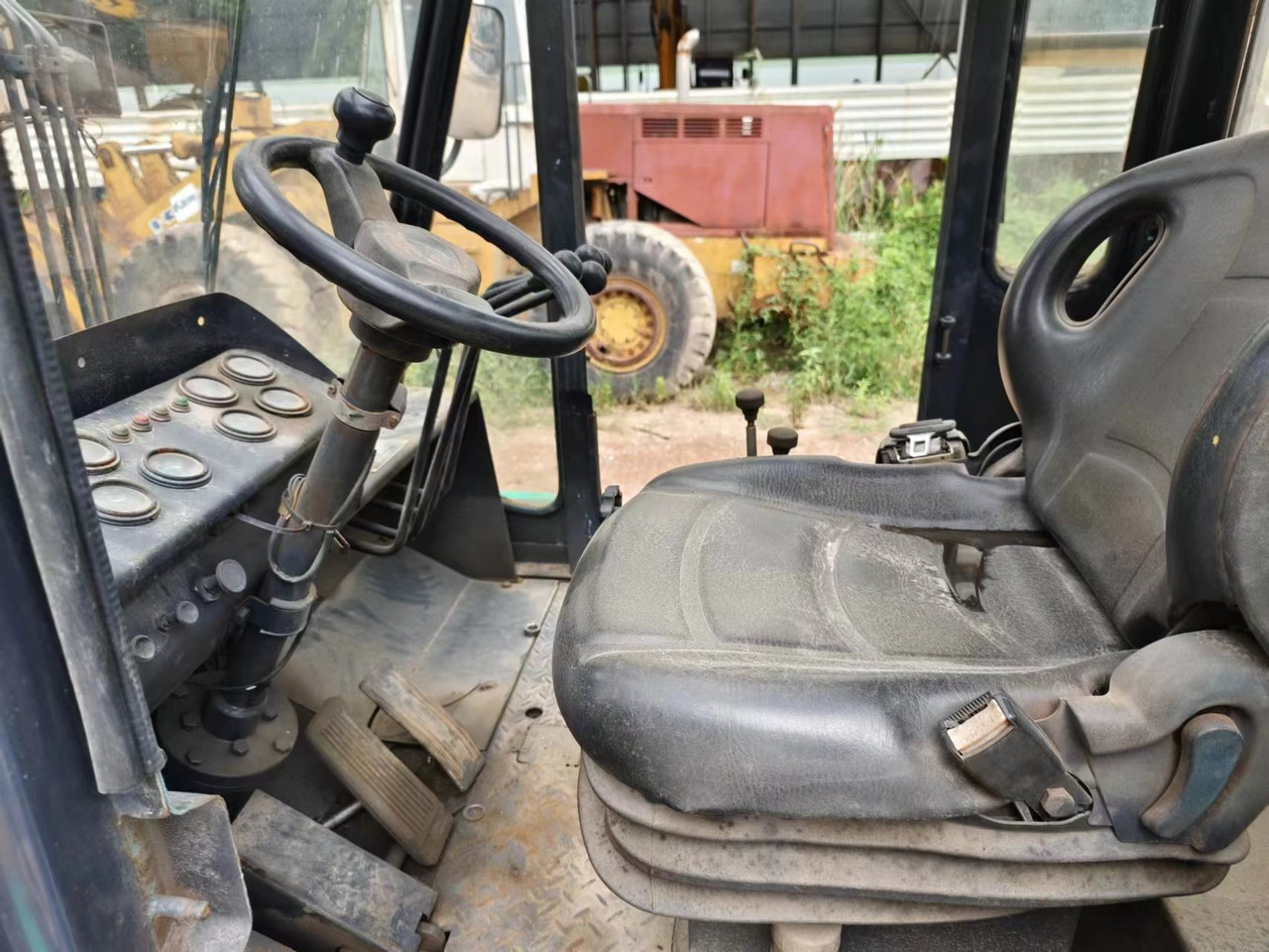 MITSUBISHI 16ton diesel forklift Japan made - Dieseltruck: bild 3 MITSUBISHI 16ton diesel forklift Japan made - Dieseltruck: bild 3