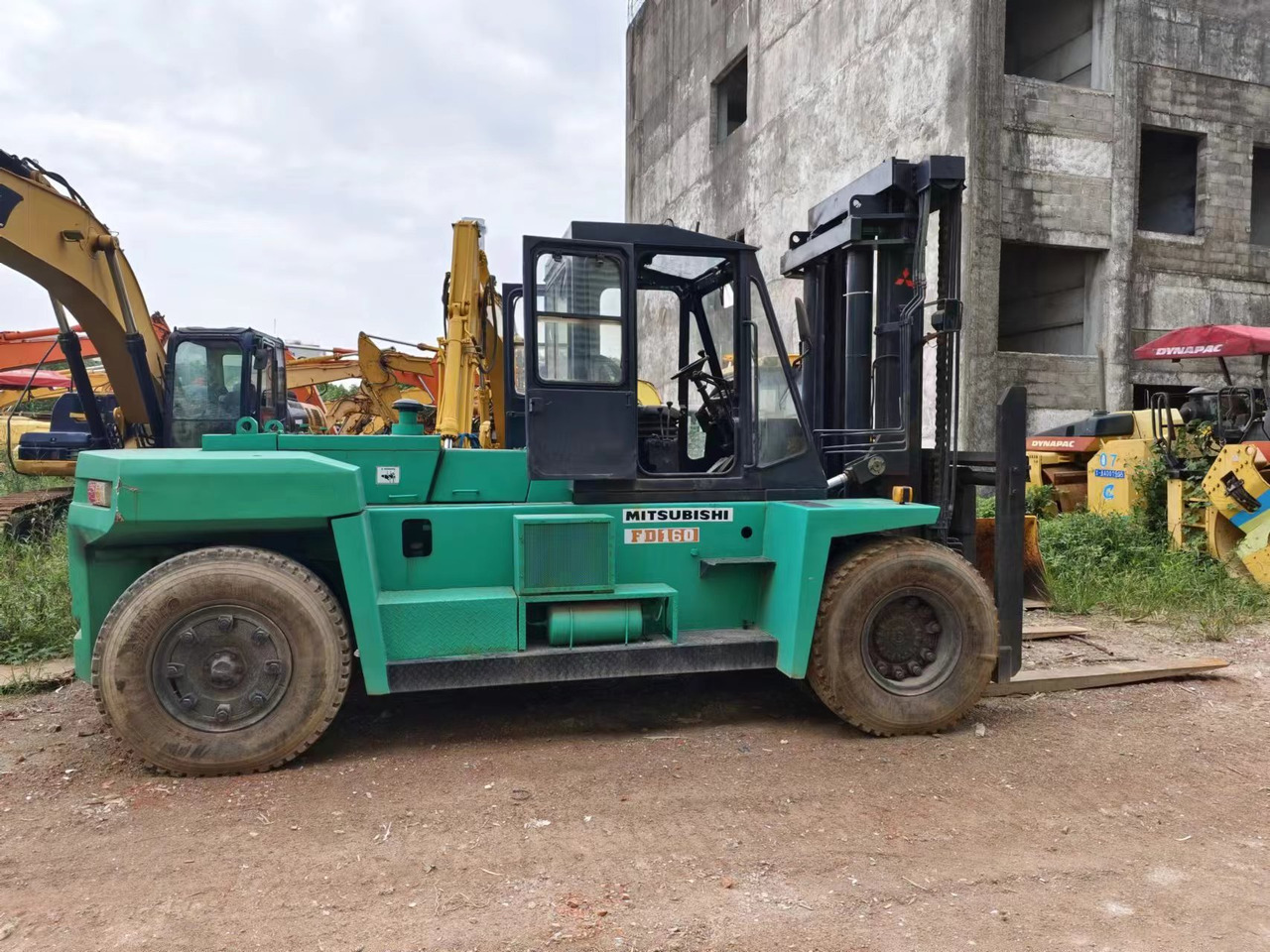 MITSUBISHI 16ton diesel forklift Japan made - Dieseltruck: bild 2 MITSUBISHI 16ton diesel forklift Japan made - Dieseltruck: bild 2