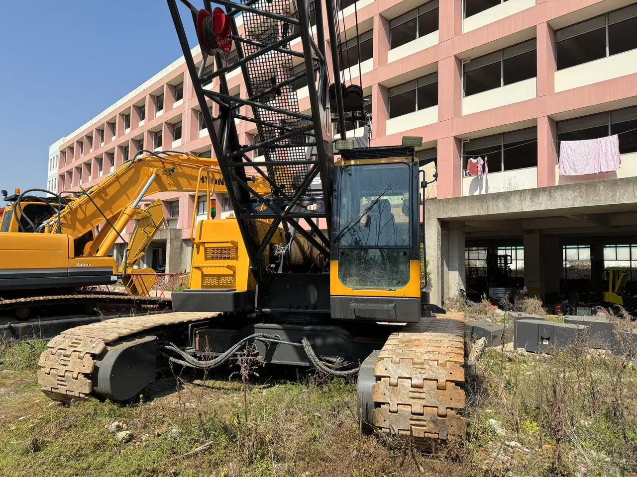 SANY scc550c - Bandgående kran: bild 2 SANY scc550c - Bandgående kran: bild 2