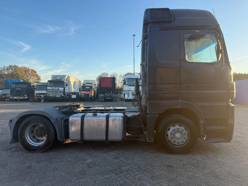 Mercedes-Benz Actros 1844 3 pedals - Dragbil: bild 4 Mercedes-Benz Actros 1844 3 pedals - Dragbil: bild 4