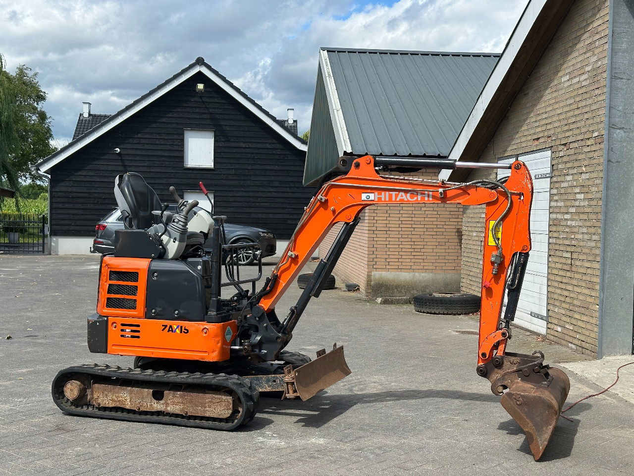 Hitachi ZX19U-6 YR - Minigrävmaskin: bild 5 Hitachi ZX19U-6 YR - Minigrävmaskin: bild 5