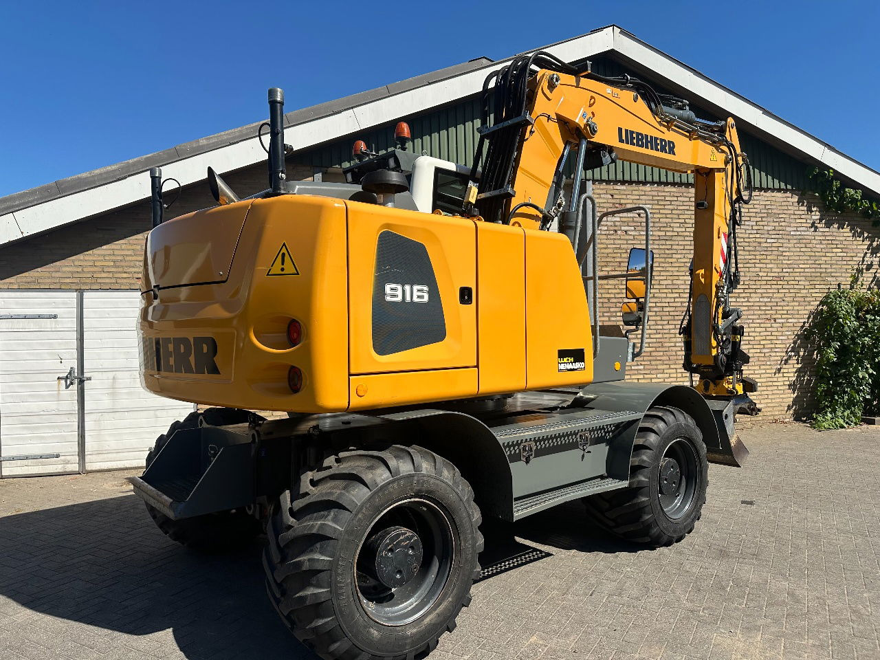 Liebherr A916 - Grävmaskin på däck: bild 4 Liebherr A916 - Grävmaskin på däck: bild 4