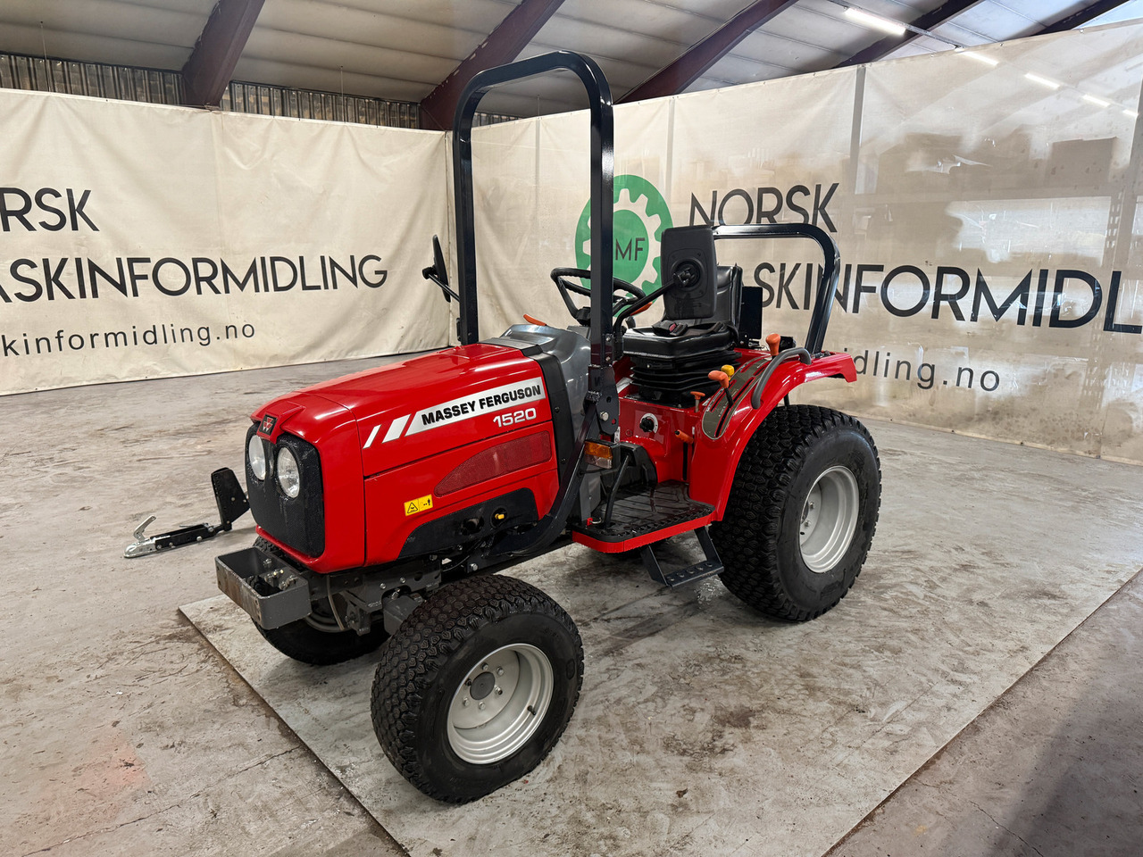 Massey Ferguson 1520 #MVA FRI# - Traktor: bild 1 Massey Ferguson 1520 #MVA FRI# - Traktor: bild 1