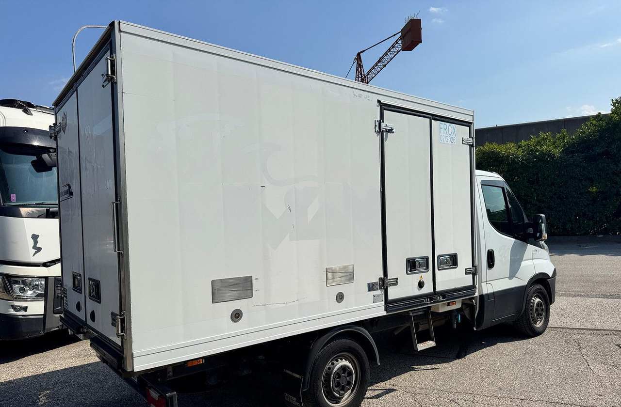 IVECO DAILY 35S15 - FRIGO FRC - PATENTE B - Kylbil: bild 3 IVECO DAILY 35S15 - FRIGO FRC - PATENTE B - Kylbil: bild 3