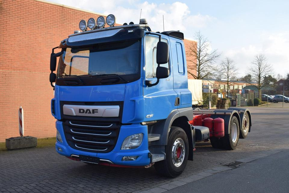 DAF CF 450 6x2 Fahrgestell Klima Navi Lift Retarder - Chassi lastbil: bild 1 DAF CF 450 6x2 Fahrgestell Klima Navi Lift Retarder - Chassi lastbil: bild 1