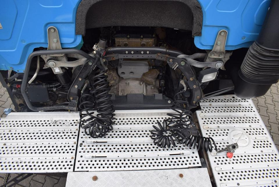 Dragbil Mercedes-Benz Actros 1843 Stream Space Kipphydraulik Klima: bild 15 Dragbil Mercedes-Benz Actros 1843 Stream Space Kipphydraulik Klima: bild 15