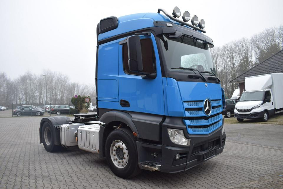 Dragbil Mercedes-Benz Actros 1843 Stream Space Kipphydraulik Klima: bild 10 Dragbil Mercedes-Benz Actros 1843 Stream Space Kipphydraulik Klima: bild 10
