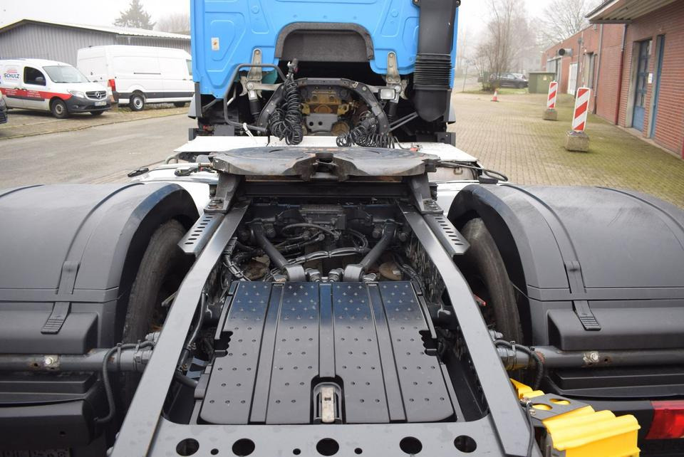 Dragbil Mercedes-Benz Actros 1843 Stream Space Kipphydraulik Klima: bild 12 Dragbil Mercedes-Benz Actros 1843 Stream Space Kipphydraulik Klima: bild 12