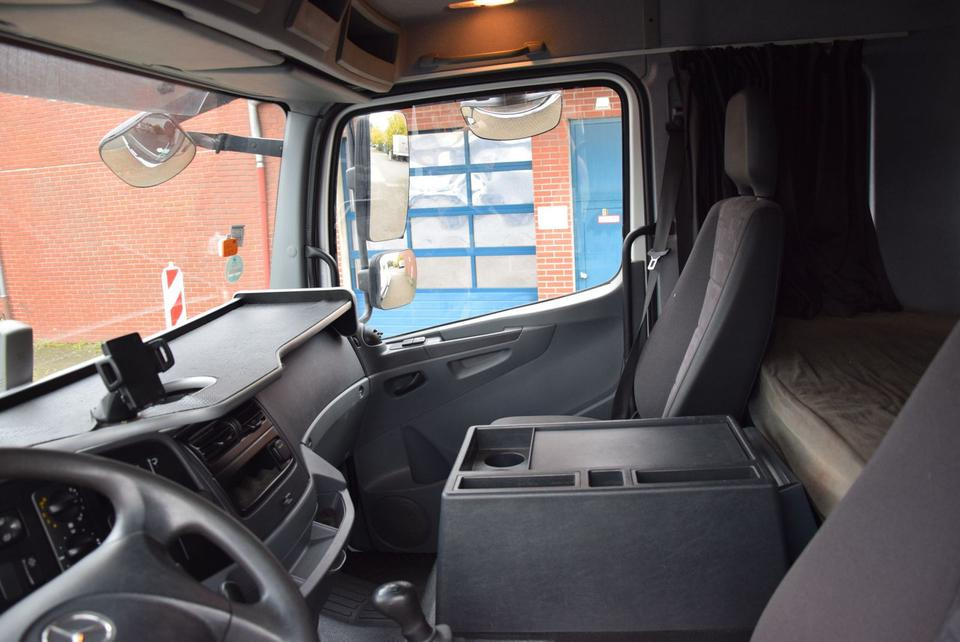 Bärgningsbil Mercedes-Benz Atego 818 Abschepp. Seilwinde AHK Klima Liege: bild 18 Bärgningsbil Mercedes-Benz Atego 818 Abschepp. Seilwinde AHK Klima Liege: bild 18
