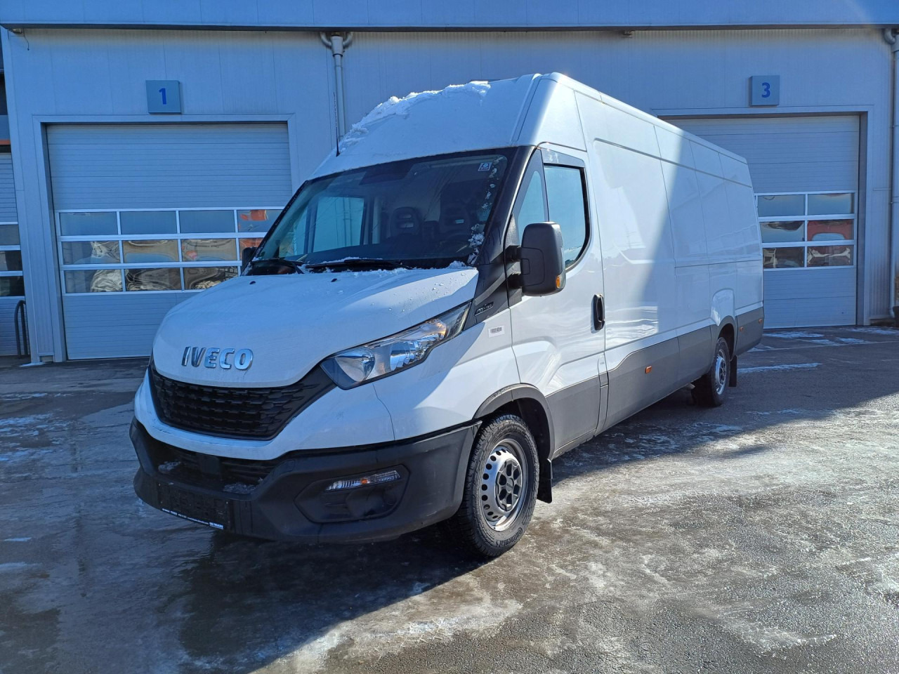 IVECO Daily 35S16V - Skåpbil: bild 1 IVECO Daily 35S16V - Skåpbil: bild 1