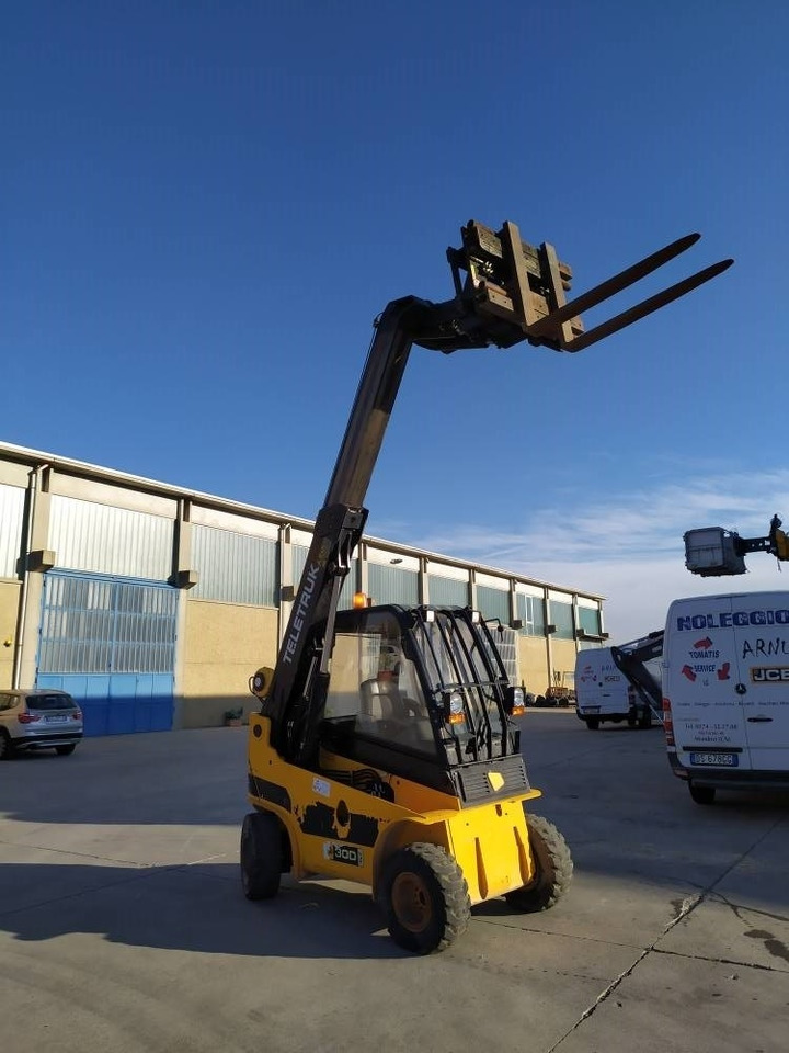 JCB TLT 30 - Teleskoplastar: bild 1 JCB TLT 30 - Teleskoplastar: bild 1