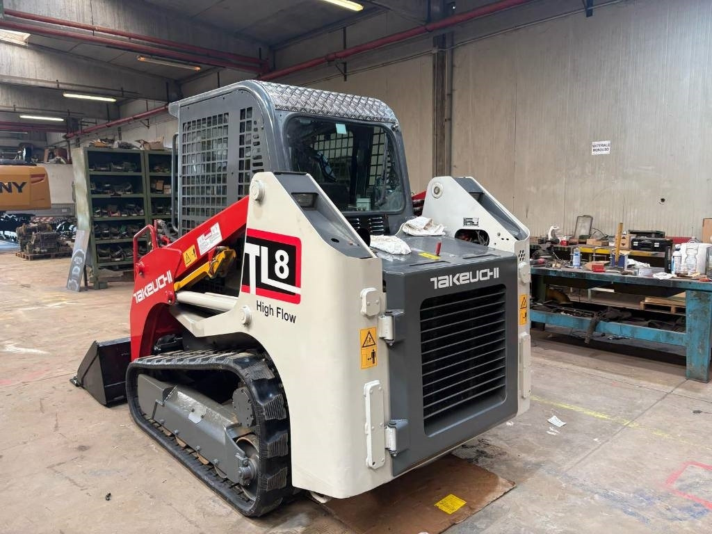 Takeuchi TL 8 - Kompaktlastare/ Slirstyrda lastare: bild 4 Takeuchi TL 8 - Kompaktlastare/ Slirstyrda lastare: bild 4