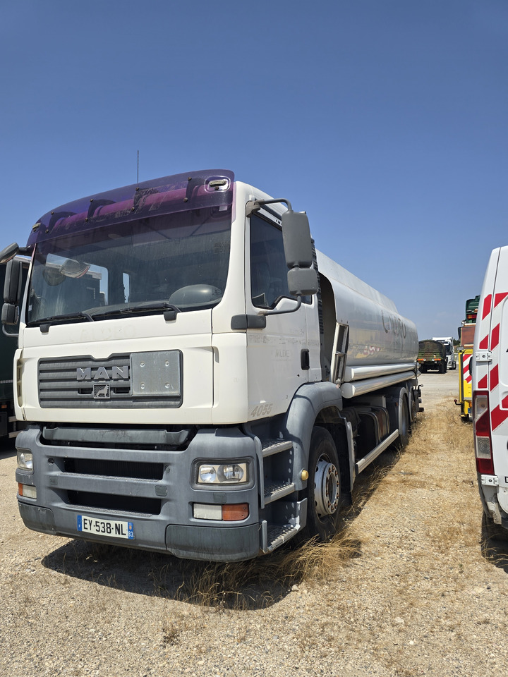 MAN TGA 26-320 - Tankbil: bild 1 MAN TGA 26-320 - Tankbil: bild 1