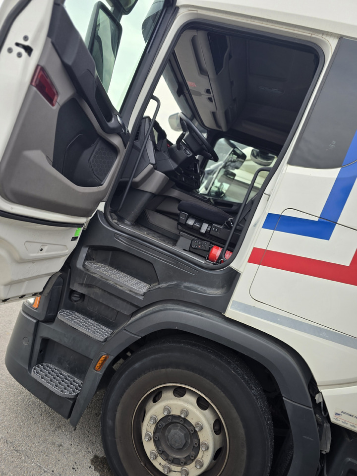 Containerbil/ Växelflak lastbil SCANIA R 450: bild 13