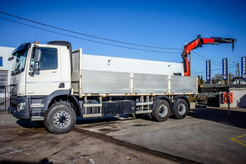 DAF CF 450-6X4+FASSI18T/M(3EXT)-78500KM - Flakbil, Kranbil: bild 1 DAF CF 450-6X4+FASSI18T/M(3EXT)-78500KM - Flakbil, Kranbil: bild 1