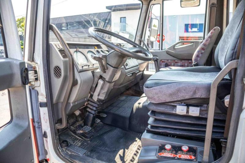 Iveco 85E15+ CITERNE 5000 L - Tankbil: bild 5 Iveco 85E15+ CITERNE 5000 L - Tankbil: bild 5