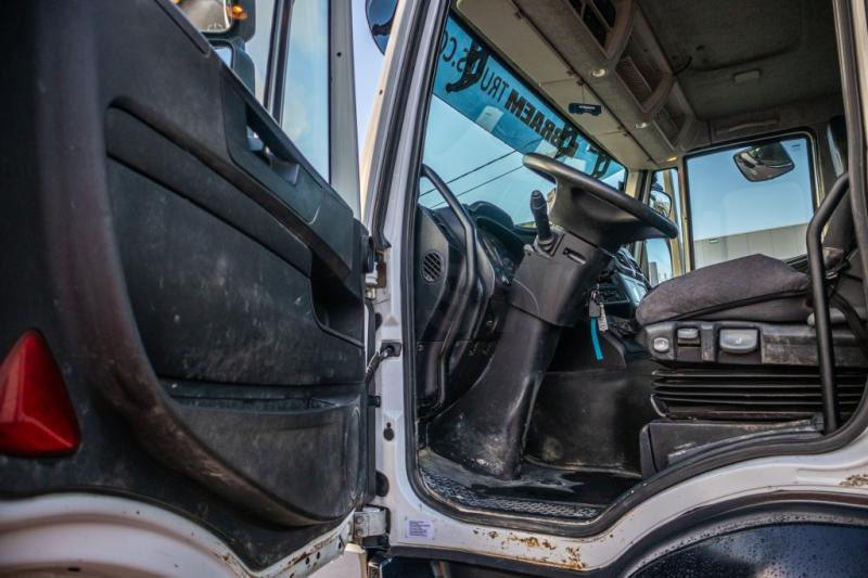 Iveco EUROTRAKKER 400+BAND/TAPIS/BELT-T40 - Betongbil: bild 5 Iveco EUROTRAKKER 400+BAND/TAPIS/BELT-T40 - Betongbil: bild 5