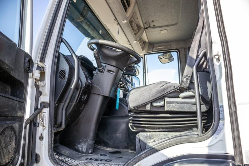 Iveco TRAKKER 400+BAND/TAPIS/BELT T40 - Betongbil: bild 5 Iveco TRAKKER 400+BAND/TAPIS/BELT T40 - Betongbil: bild 5