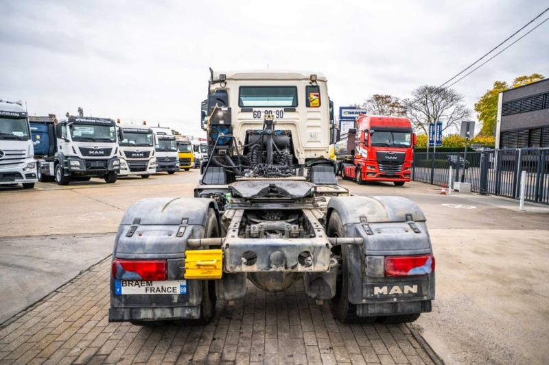 MAN TGS 18.400 BLS 4X4H+SEMI-MIXER 12M3 - Betongbil: bild 4 MAN TGS 18.400 BLS 4X4H+SEMI-MIXER 12M3 - Betongbil: bild 4